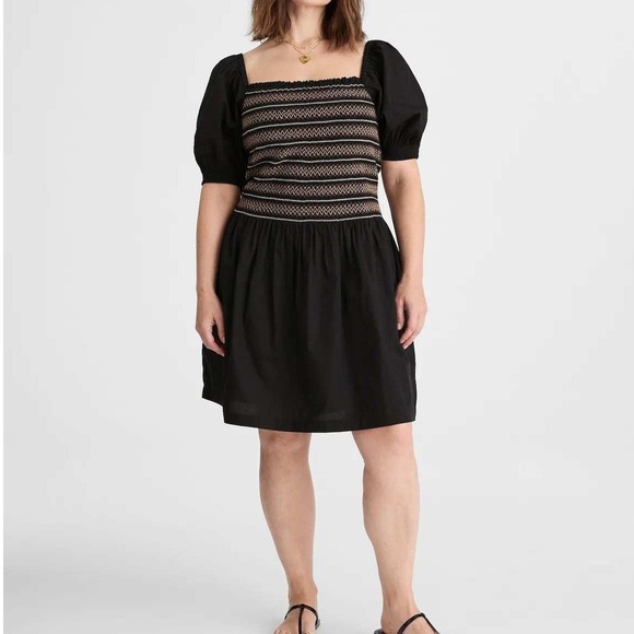Madewell Dresses & Skirts - Madewell Poplin Puffed Sleeve Mini Dress Smocked XL Black